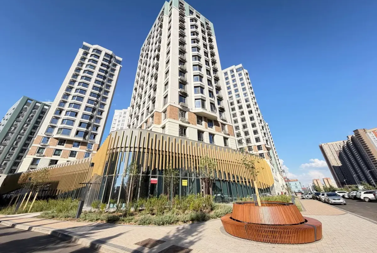 2-комнатная квартира · 76.2 м² · 14/18 этаж, Кошкарбаева 1/6 — Блок 7